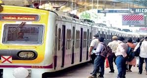 मुंबई : जल्द खुलेंगे लोकल के दरवाजे आम लोगों के लिए