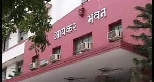 मुंबई : 160 करोड़ रुपये की काली कमाई का पता लगा