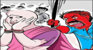 भिवंडी : ससुर ने पिटाई कर बहू को घर से निकाला