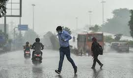 मुंबई में गुलाबी ठंड ने दी दस्तक, ग्लोबल वार्मिग का दिखा असर