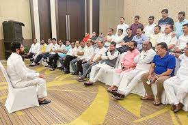 तय है ४० विधायकों में से ३७ विधायकों की पराजय! सर्वेक्षण कंपनी का दावा
