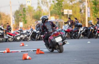प्रेमिका बाइक लेकर फरा, तीन साल बाद खुला राज