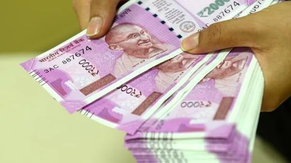 rupees-k6pC--621x414@LiveMint_1582282133550