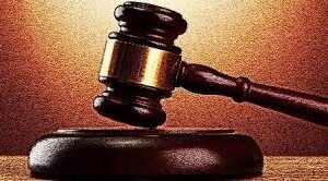 महिला कमर्शियल बुकिंग क्लर्क के साथ दुर्व्यवहा; यात्री गिरफ्तार
