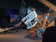 पनवेल के पास कंटेनर ने इनोवा को टक्कर मारी, 2 की मौत, 5 घायल; ड्राइवर गिरफ्तार