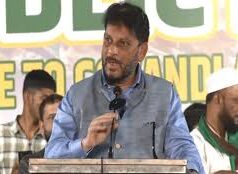 एआईएमआईएम के वारिश पठान ने अजीत पवार की आलोचना की