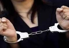 बोरीवली रेलवे स्टेशन पर महिला ड्रग तस्कर गिरफ्तार; 2.19 करोड़ रुपये से ज़्यादा की कोकीन और दूसरे नशीले पदार्थ बरामद