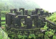 महाराष्ट्र के मंत्री शिवाजी के 12 किलों के लिए यूनेस्को वर्ल्ड हेरिटेज सर्टिफिकेट लेने फ्रांस जाएंगे