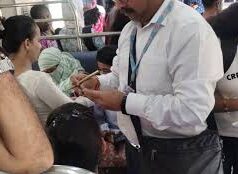 एक ही दिन में 200 बिना टिकट यात्रियों पर जुर्माना, ₹55,000 वसूले गए