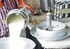 मिलावटी दूध मामले में कड़ी कार्रवाई, मकोका के तहत कार्रवाई होगी